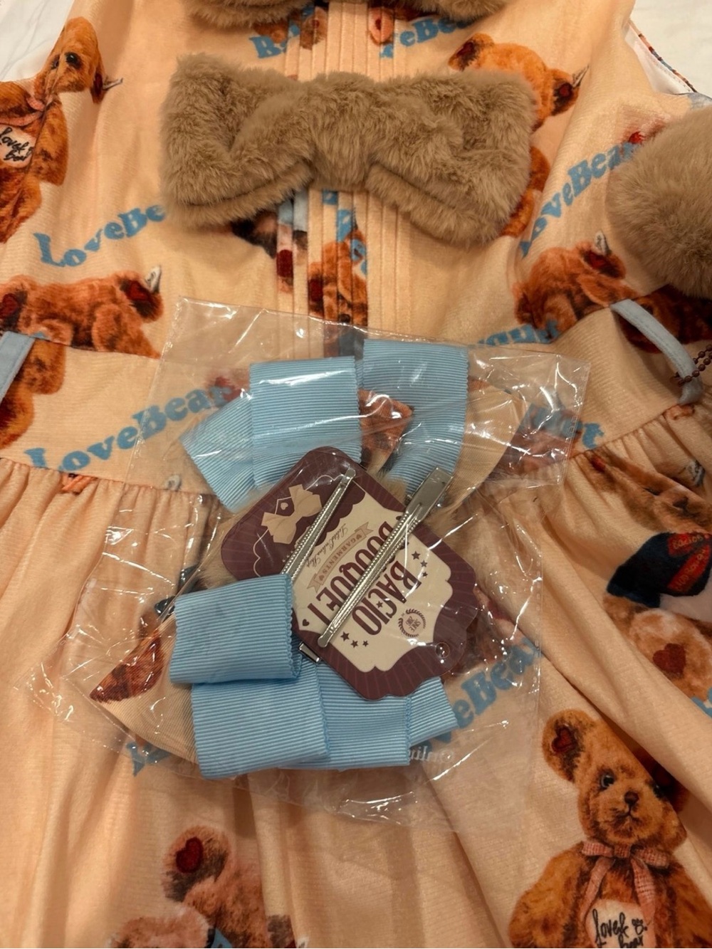 Brand new teddy bear Lolita dress + accessories - Picture 6 of 7